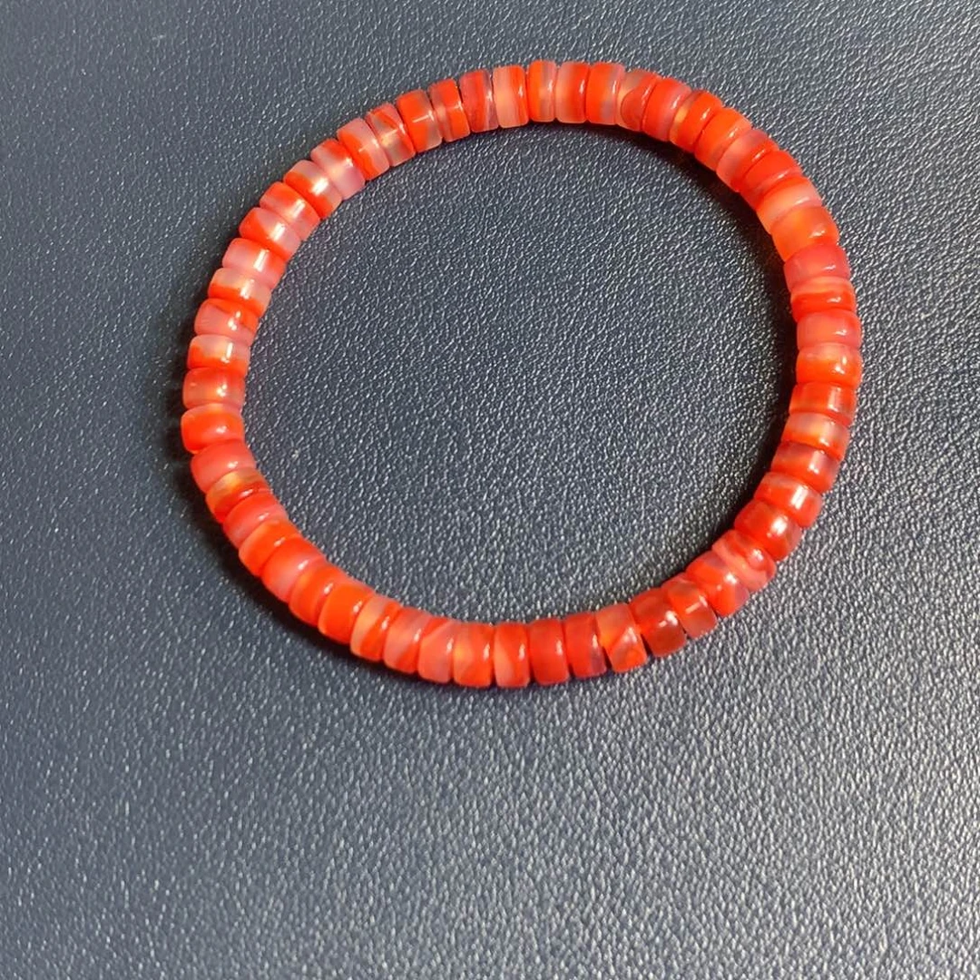 未镶嵌5.9冰飘药片手串南红玛瑙