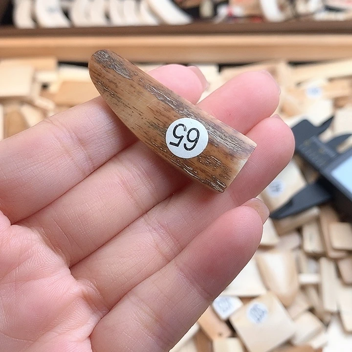 泥塑不打孔联系客服