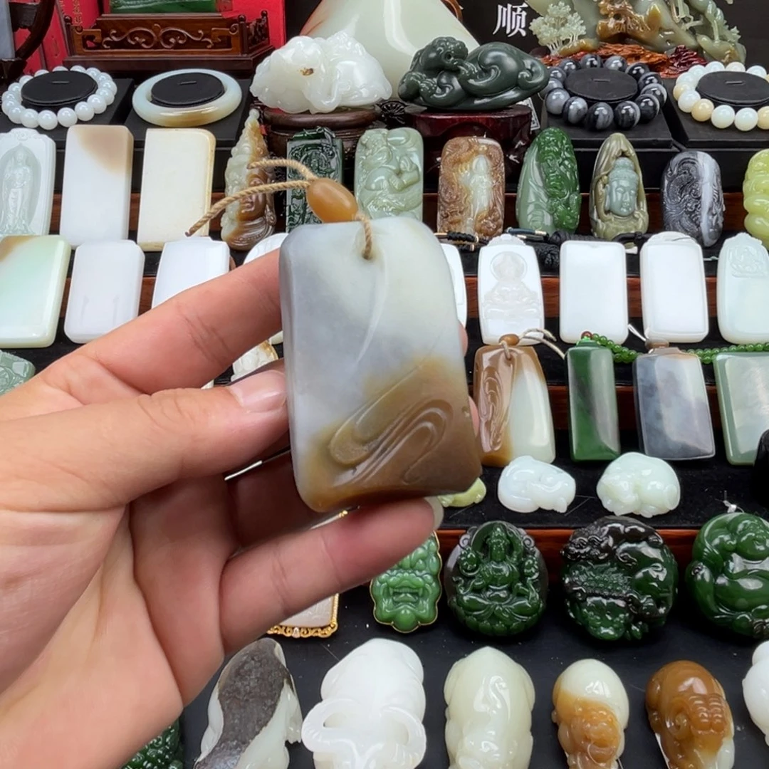 和田玉未镶嵌挂件