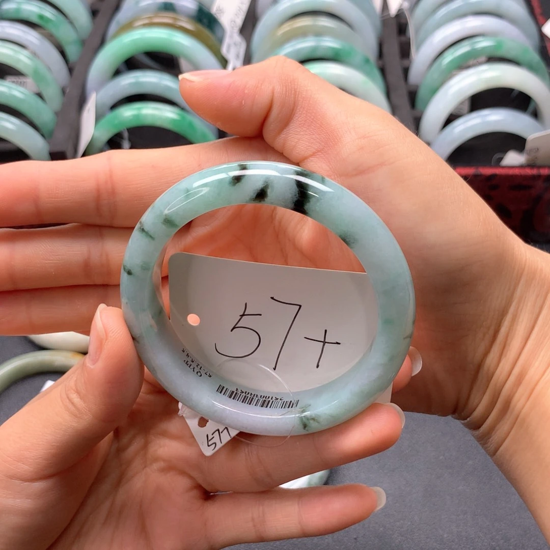 未镶嵌手镯翡翠手镯