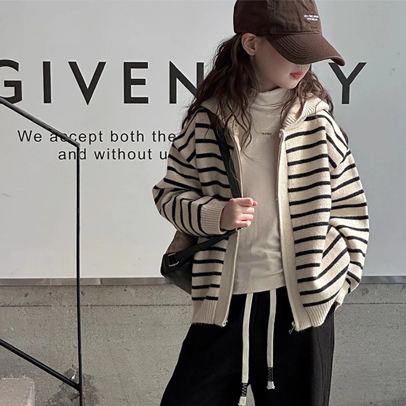 女童毛衣外套2025新款儿童春秋洋气拉链毛线衣中大童连帽针织开衫