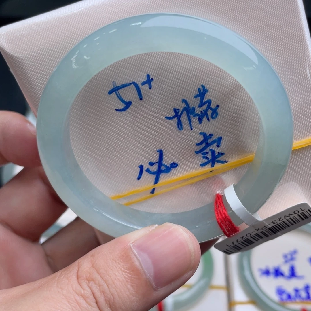 翡翠未镶嵌手镯翡翠手镯19