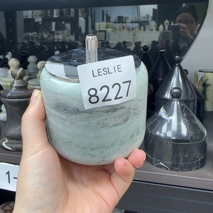 L。8227。。。。。。。1-2