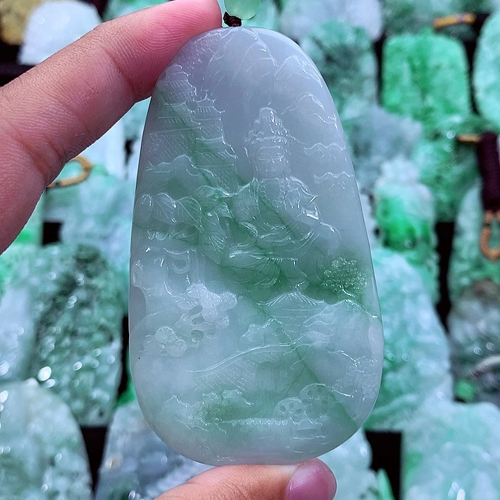 吊坠(不含链)未镶嵌翡翠