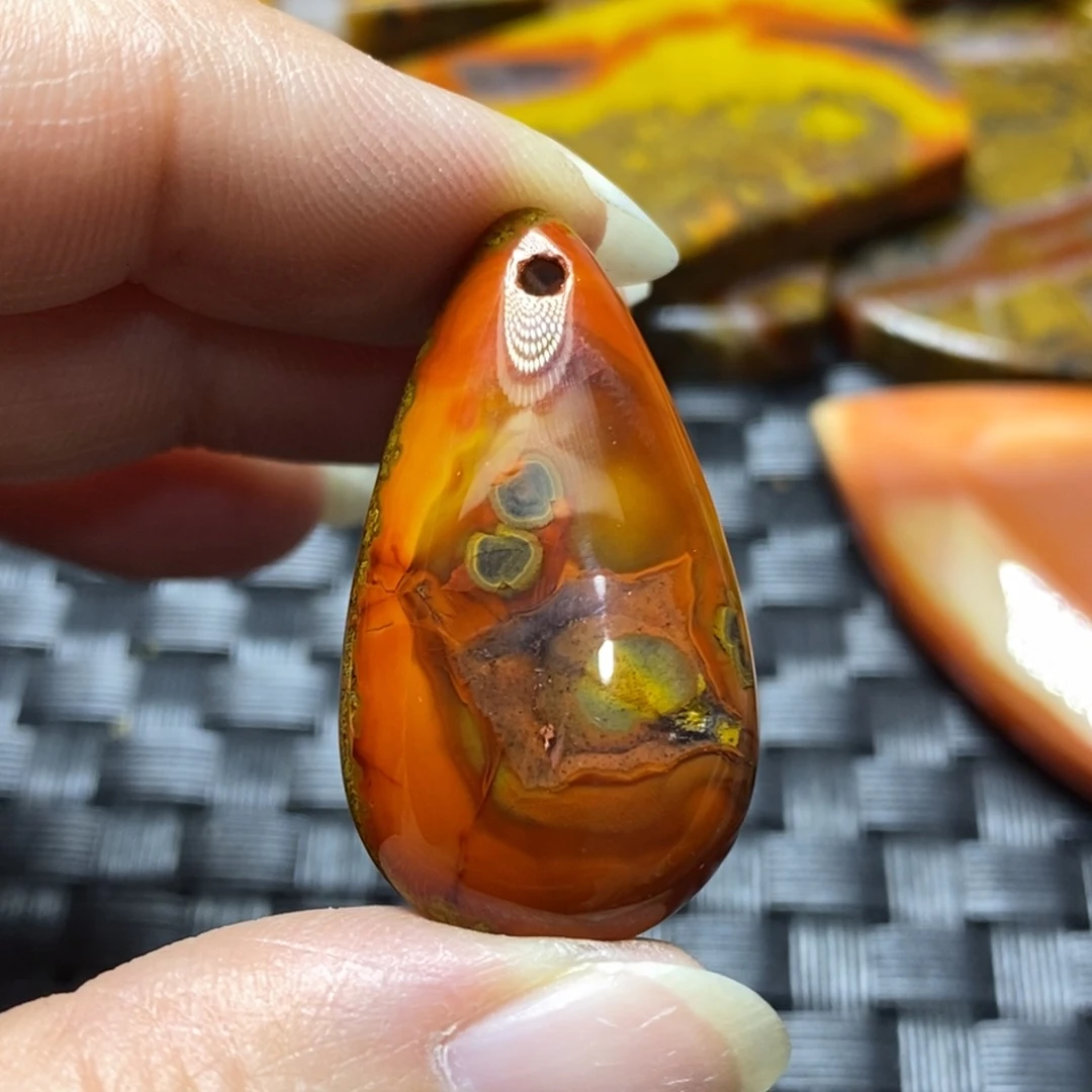 玛瑙/玉髓颈饰未镶嵌