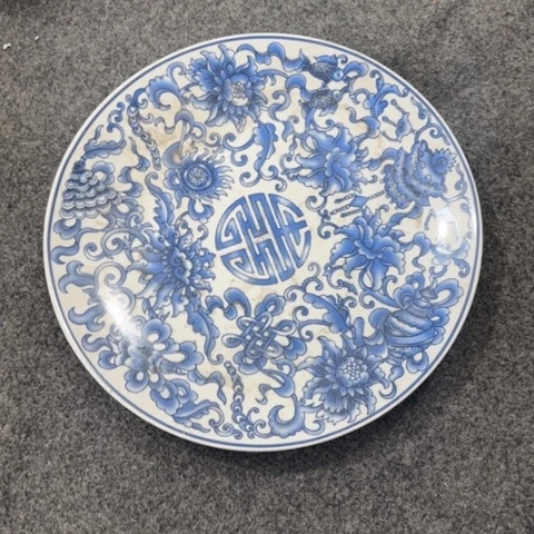 盘子瓶子手工手绘