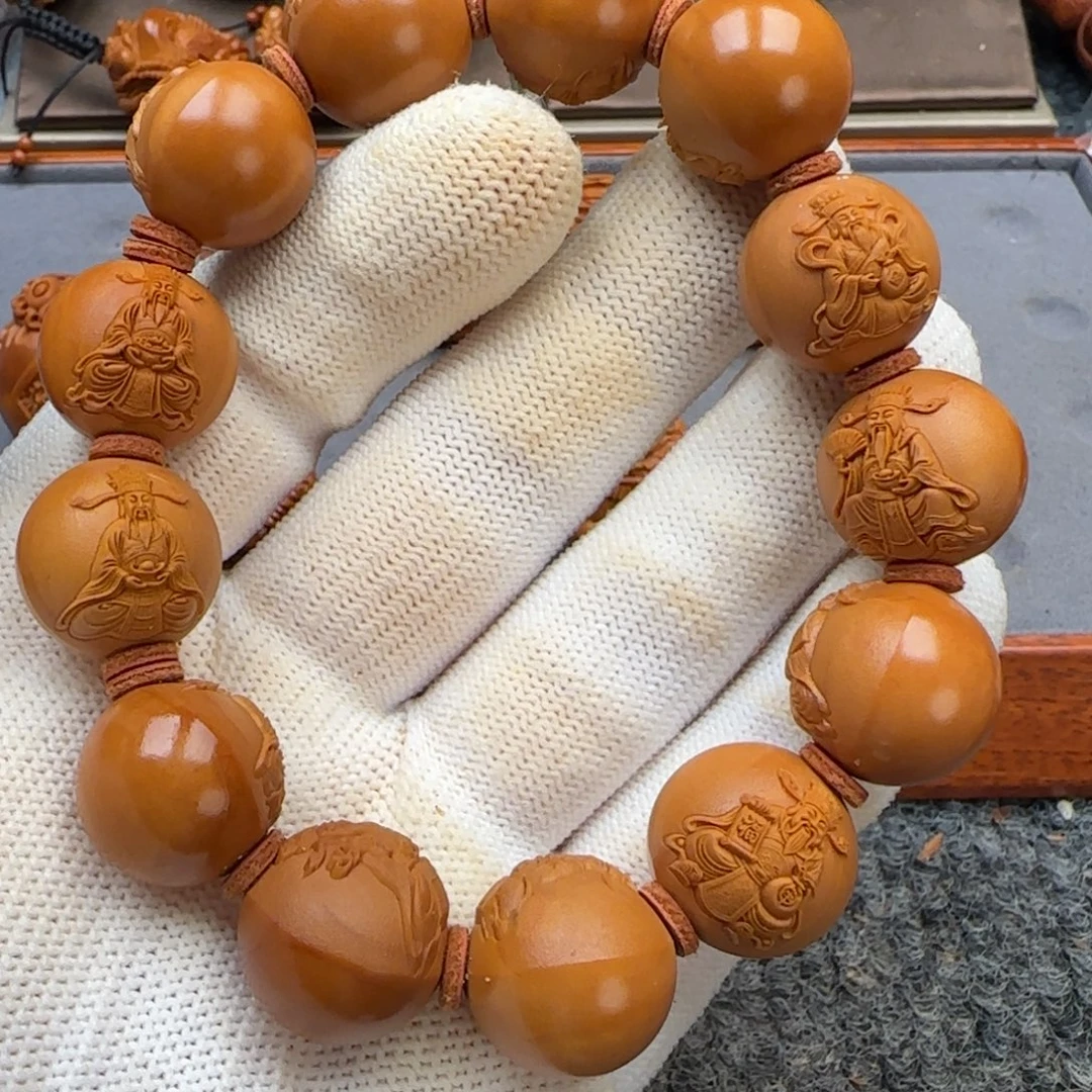 吊坠橄榄核……………………