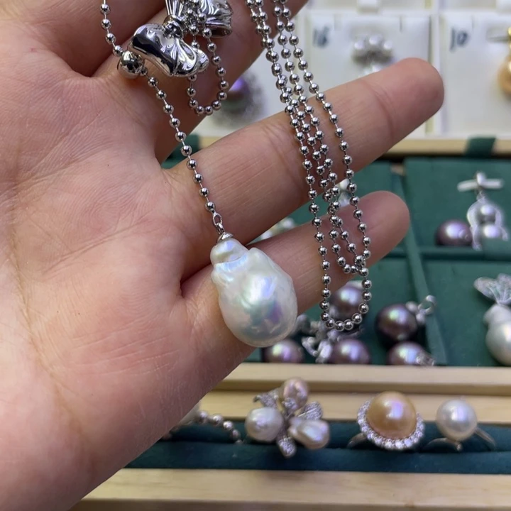 淡水珍珠项链合金