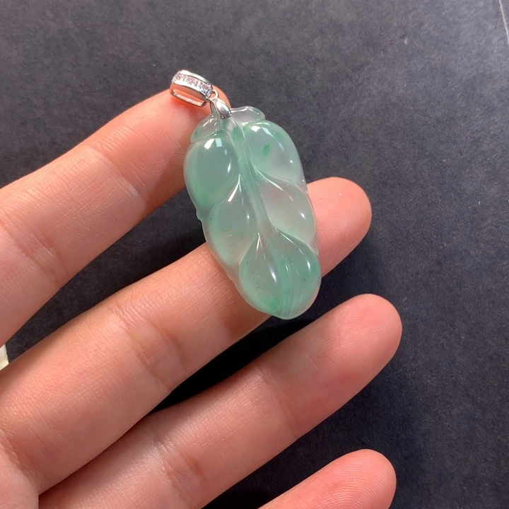 石英质玉银S925镀金镶嵌颈饰