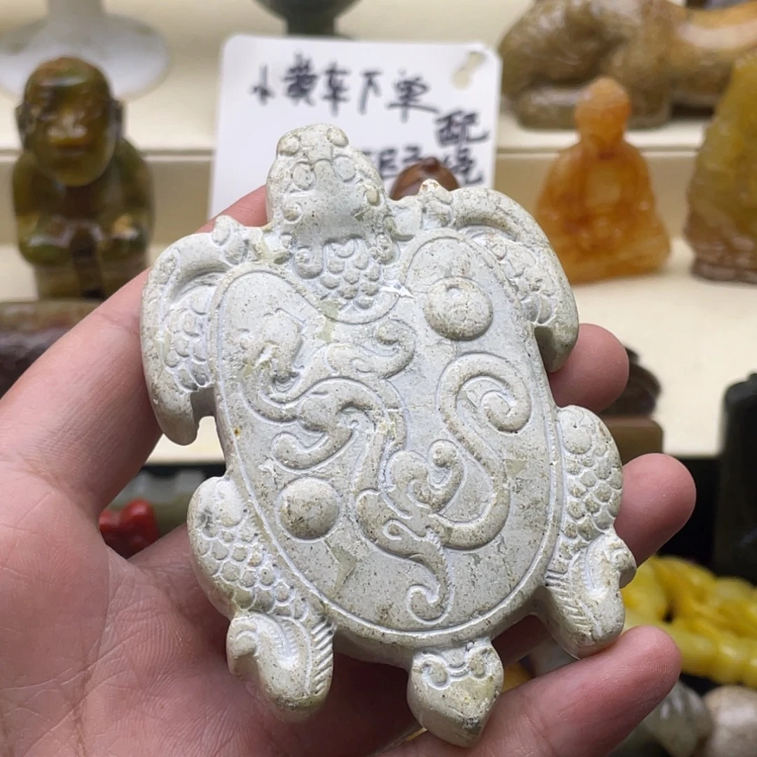 未镶嵌蛇纹石玉颈饰82
