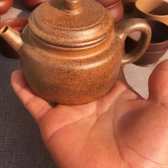 紫砂茶壶柴烧得中170豪升左右