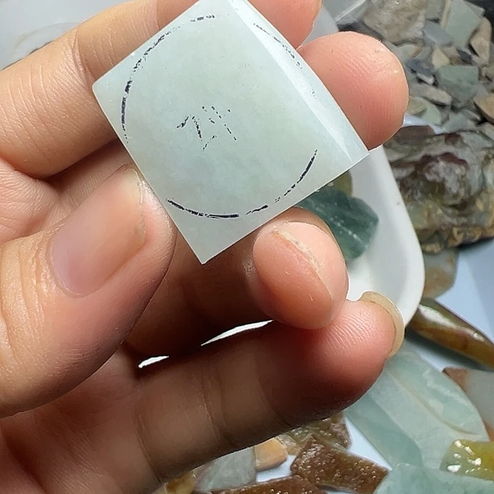翡翠裸石缅甸翡翠A货 平安扣料子