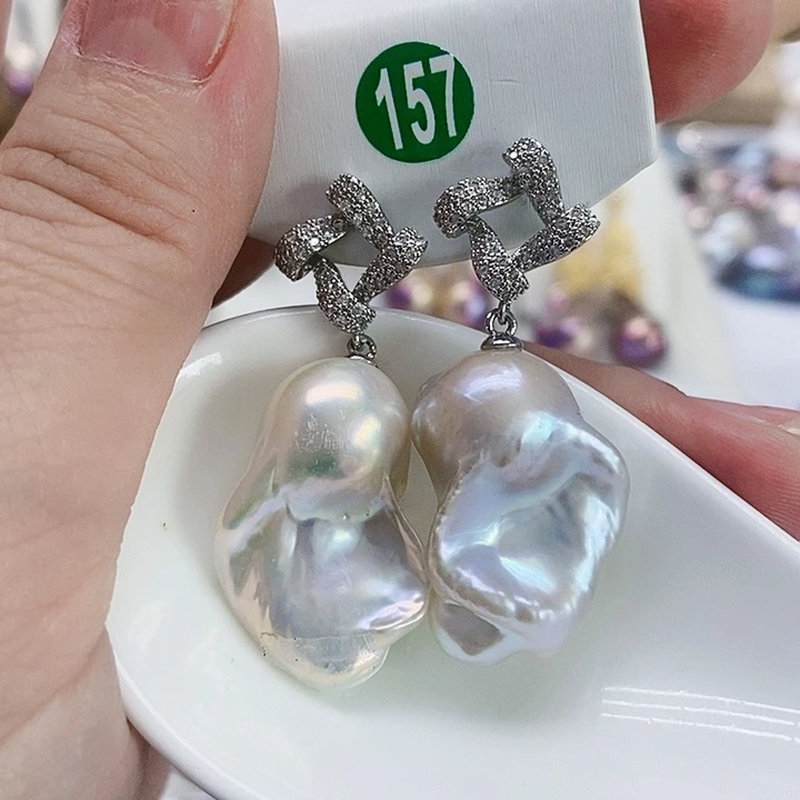 银S925镶嵌耳饰淡水珍珠