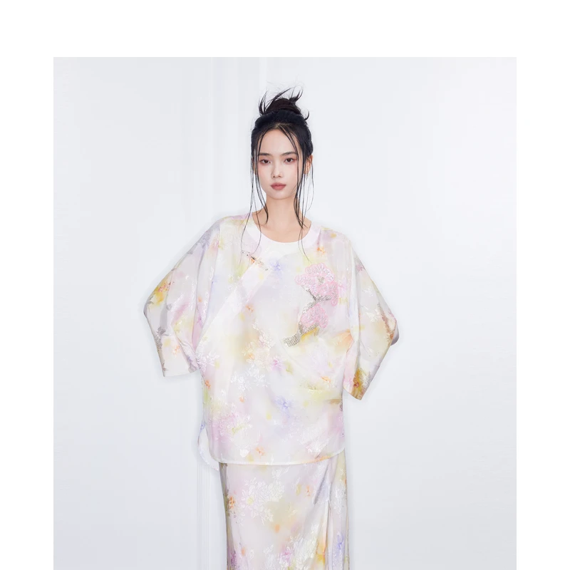密扇春鸣序系列 「春山醉」晕染印花廓形小氅衣外套M25AB11006999