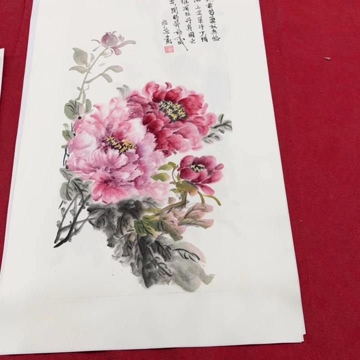国画花鸟等图案和造型各有