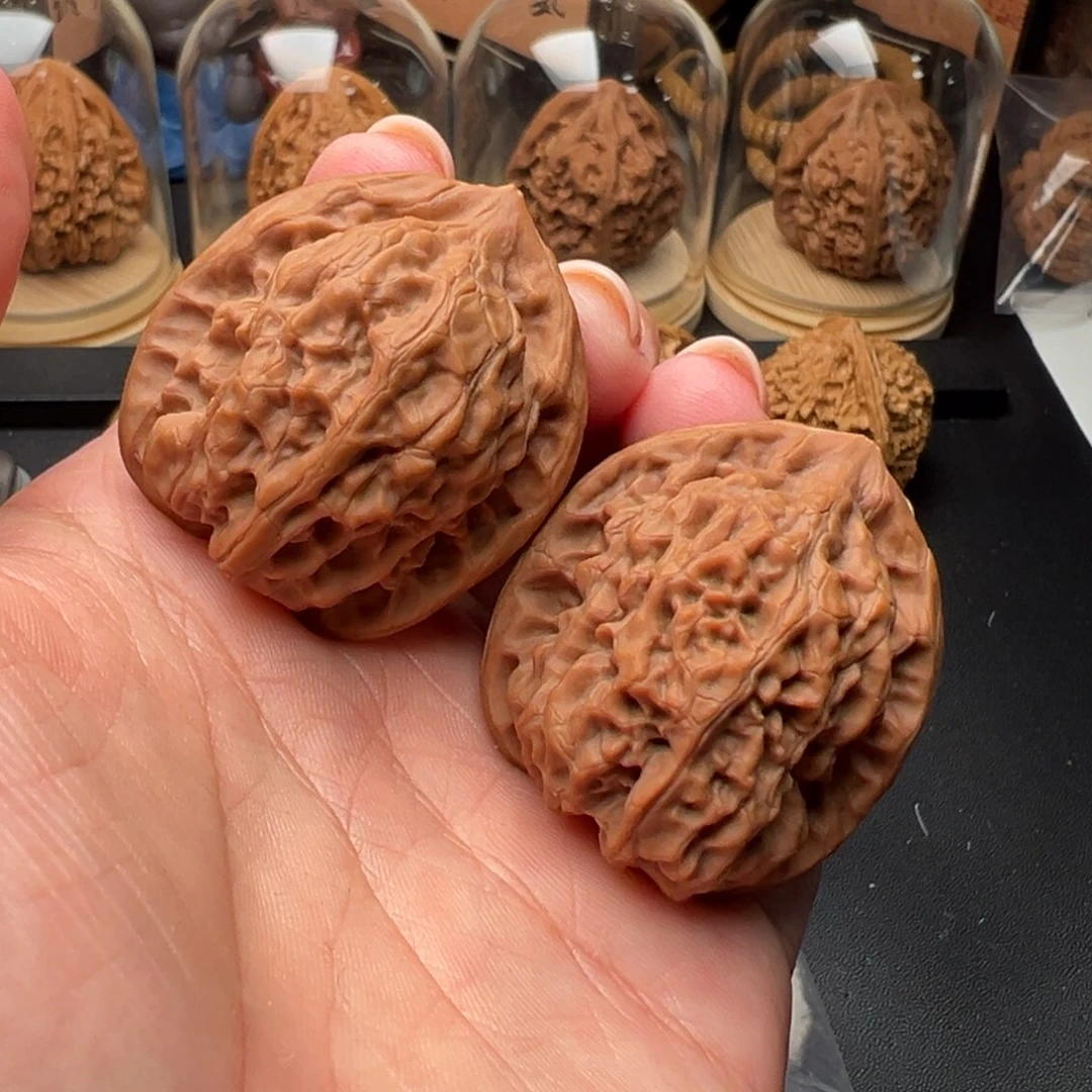 文玩核桃把件磐石35