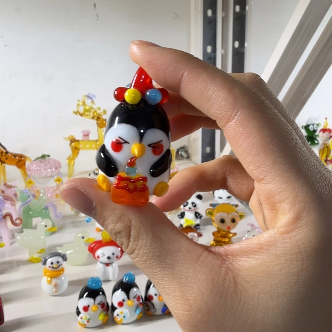 琉璃手工艺品蛋糕企鹅
