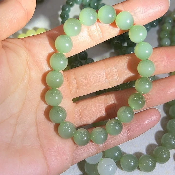 和田玉未镶嵌颈饰10