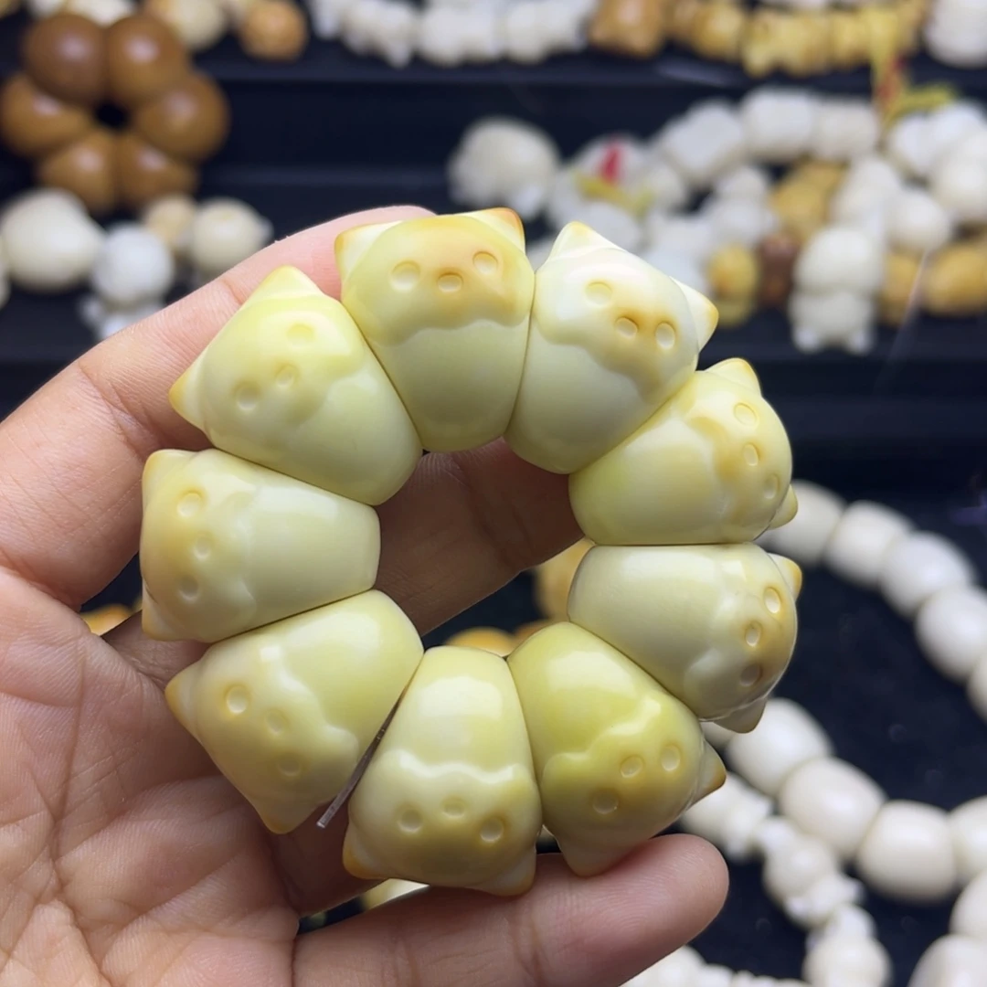 吊坠菩提根/象牙果