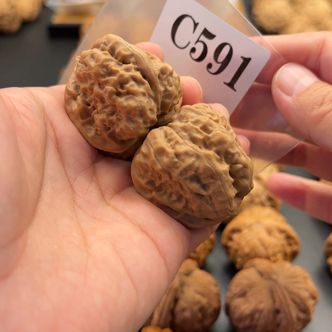 文玩核桃把件蛙蛙全品36度39