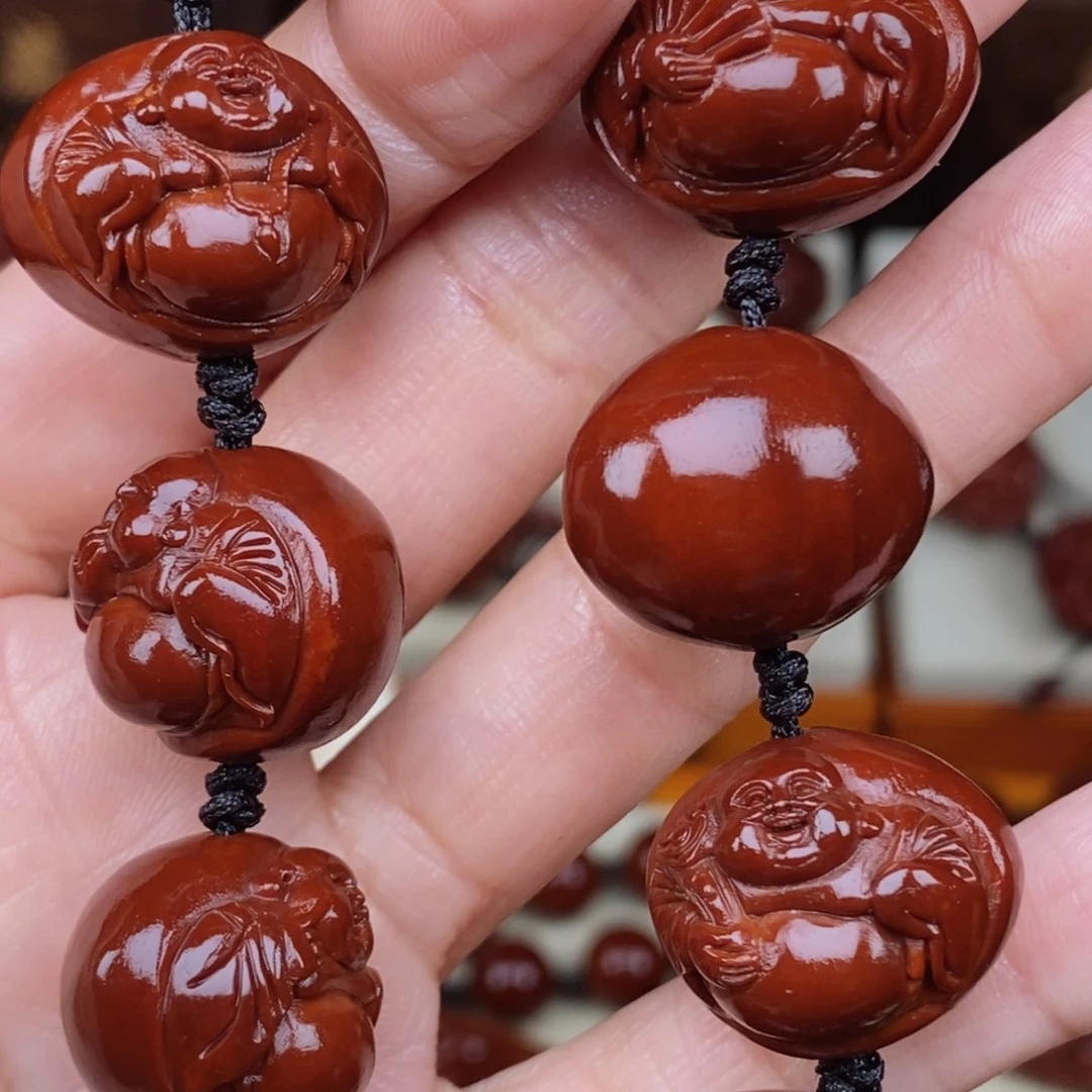 橄榄核手串星**烂弥勒，