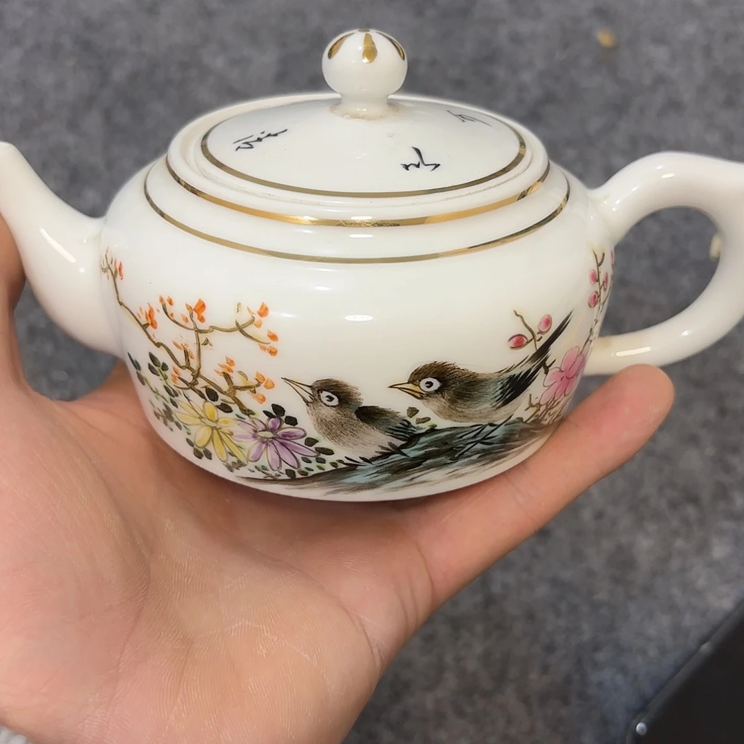 非古董现代工艺品