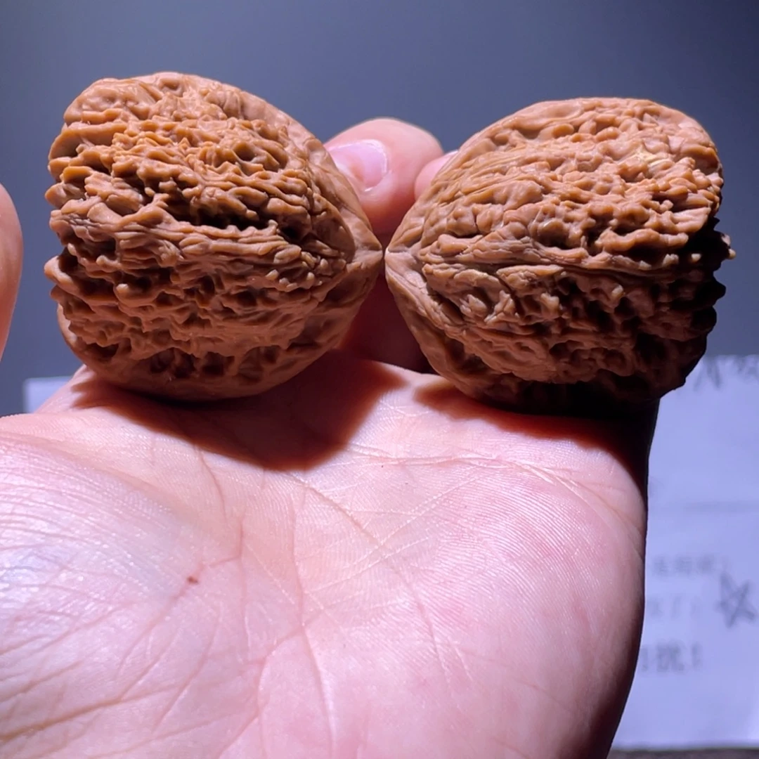 吊坠文玩核桃8号42天残一处黄