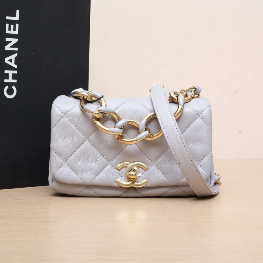 95新 Chanel/香奈儿 小花双双 灰色 皮革S 芯片 22A 口盖包 mini