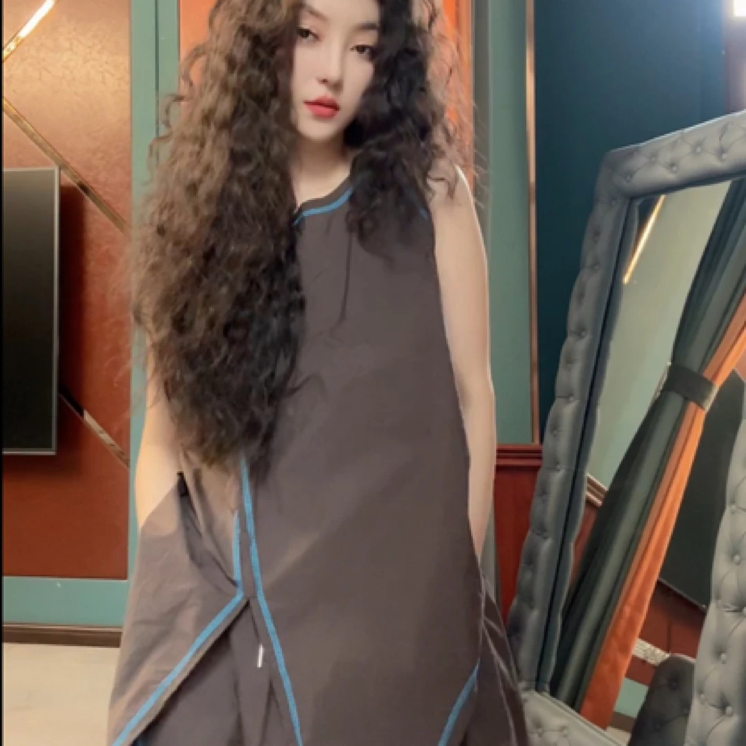 25-57设计理念休闲背心配短裤套装