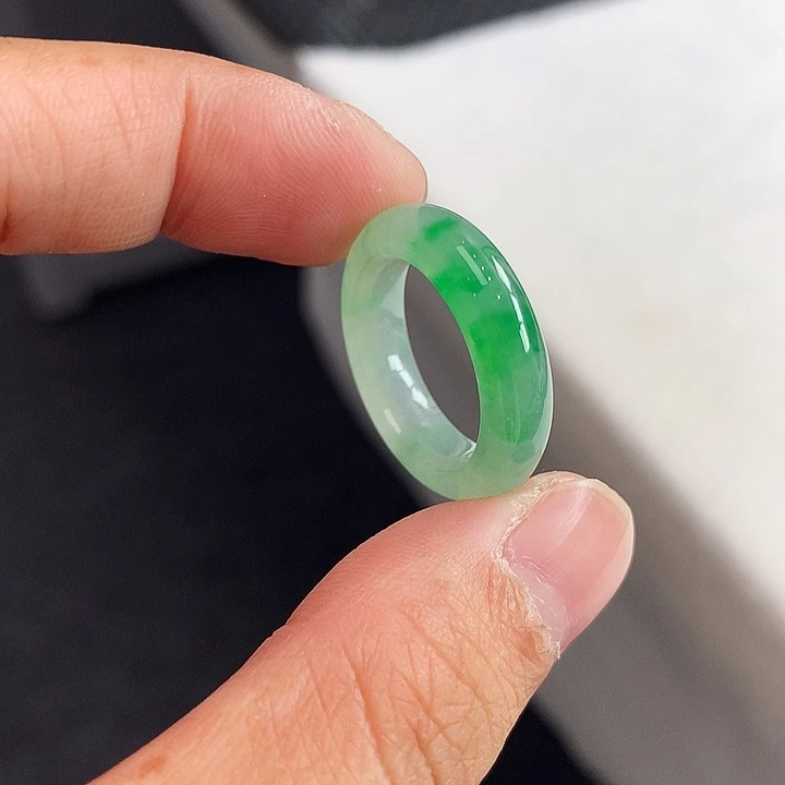 翡翠未镶嵌戒指12-13号