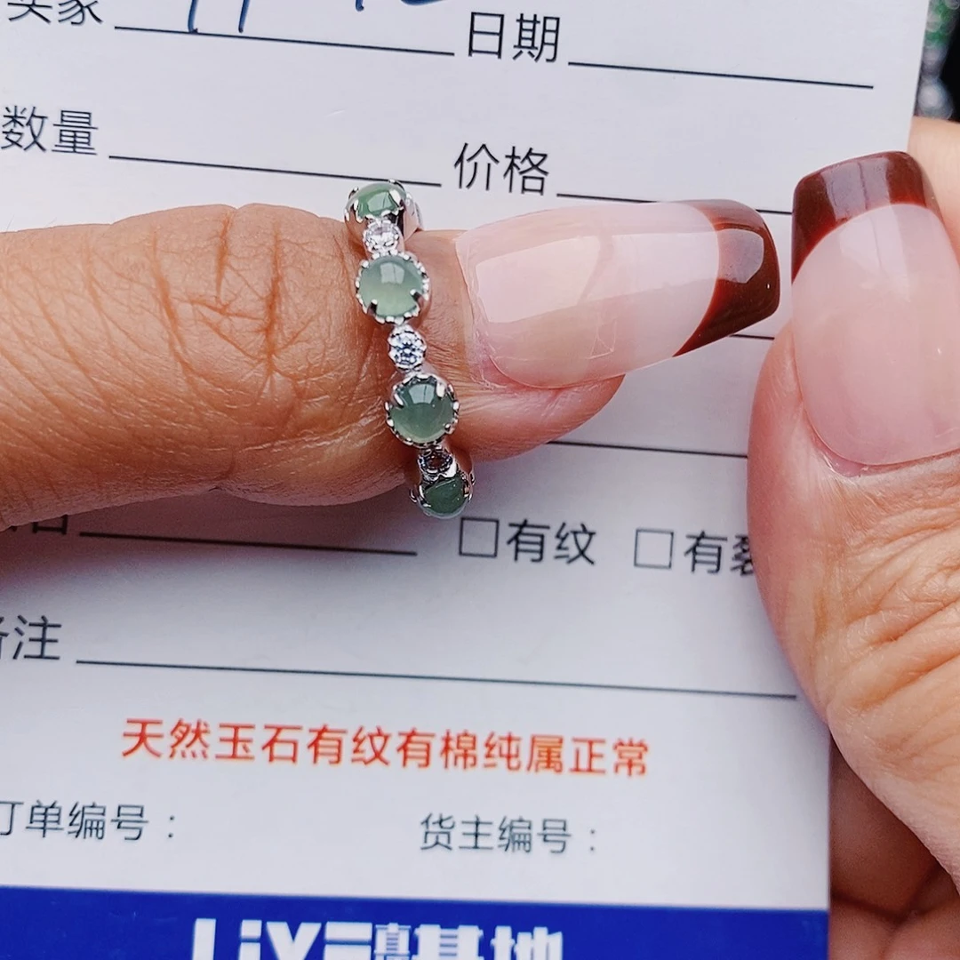 翡翠戒指银S925镶嵌何****…戒指