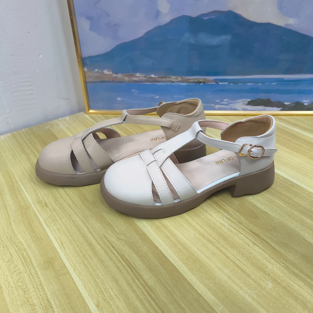 亮面乐福鞋女2024新款英伦风圆头时尚单鞋一脚蹬小皮鞋 8002