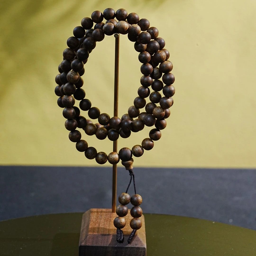 老挝蜜结粗纹老料沉香念珠 0.83cm 18.94g 250917009 B