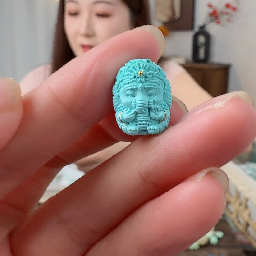 绿松石未镶嵌挂件