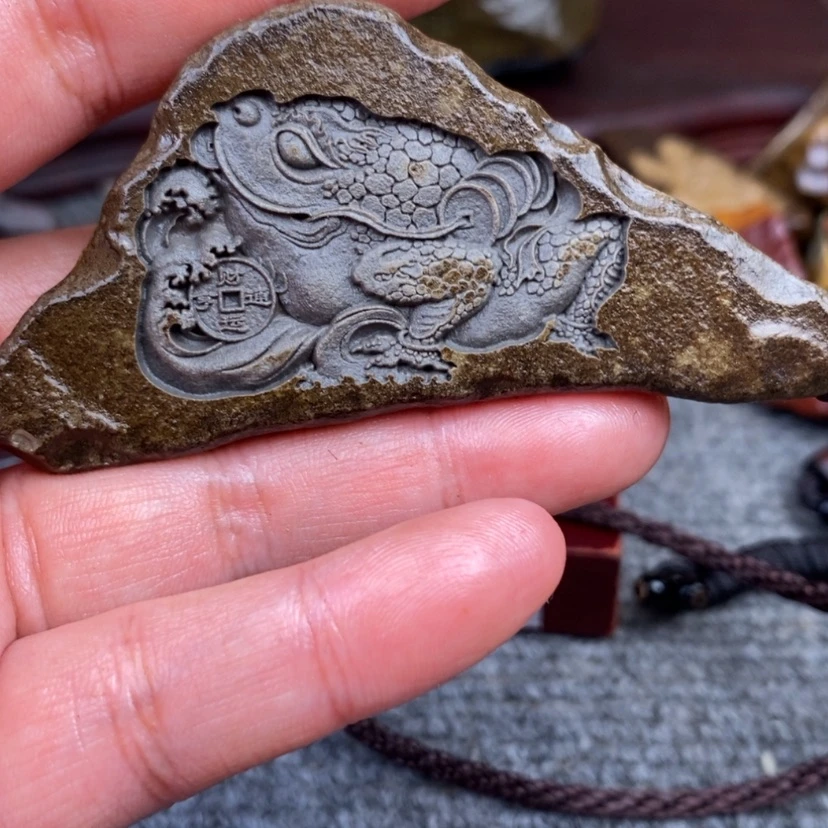 【闪购商品】原石雕刻手把件