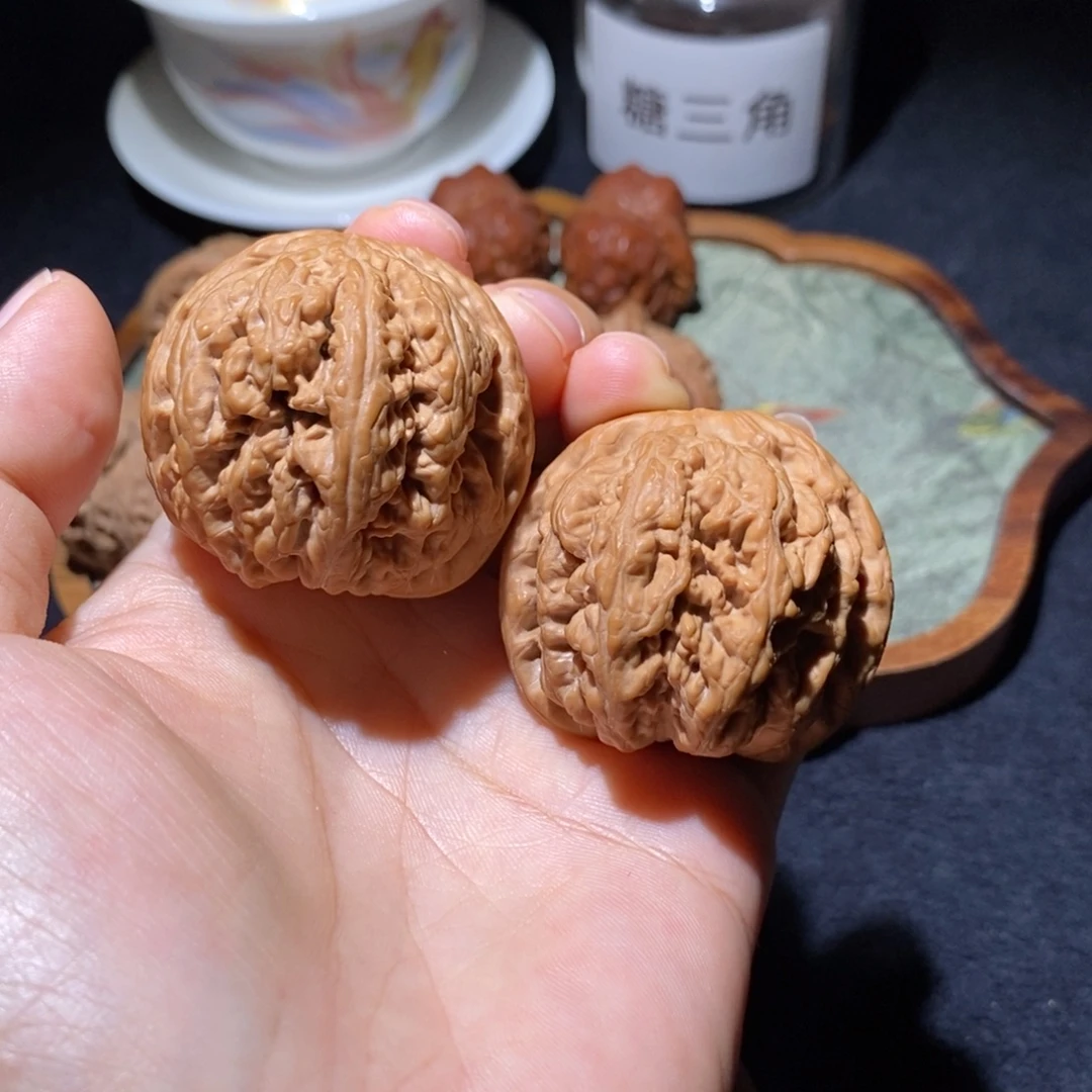 ****子吊坠文玩核桃41粗筋