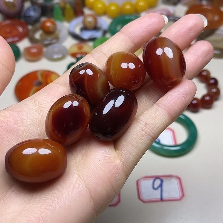 好***久玛瑙/玉髓未镶嵌颈饰