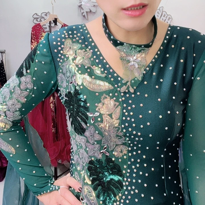 交谊舞的舞蹈动作