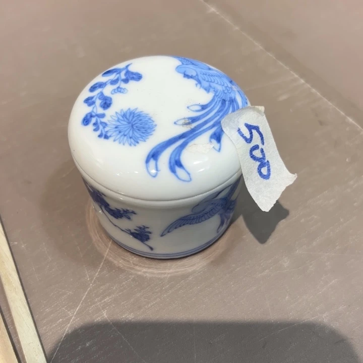 紫砂茶杯老**头非常美丽漂亮的物品