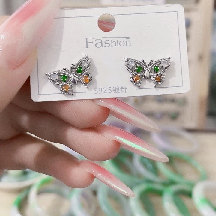 翡翠未镶嵌颈饰天然翡翠Ａ货