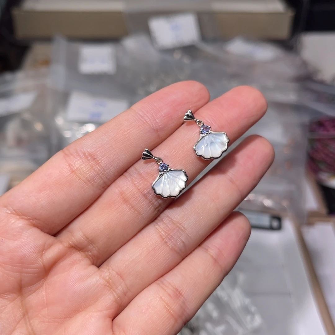 水晶手链银S925镶嵌坦桑065