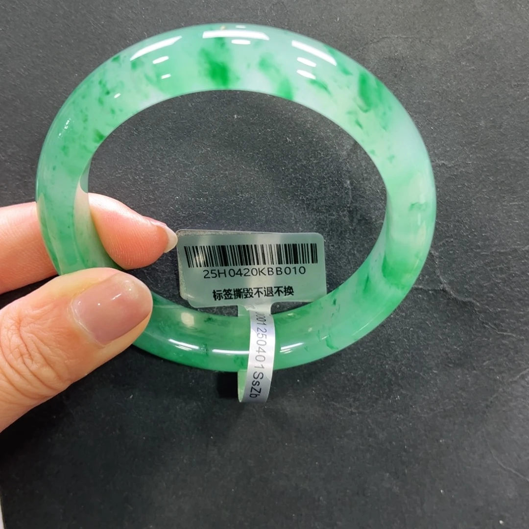 石英质玉（非洲翠）未镶嵌手镯➕小玥57