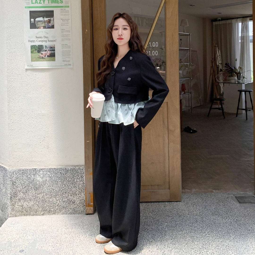 黑色韩系碎花撞色拼接西装套装女2025年秋季气质休闲阔腿裤两件套