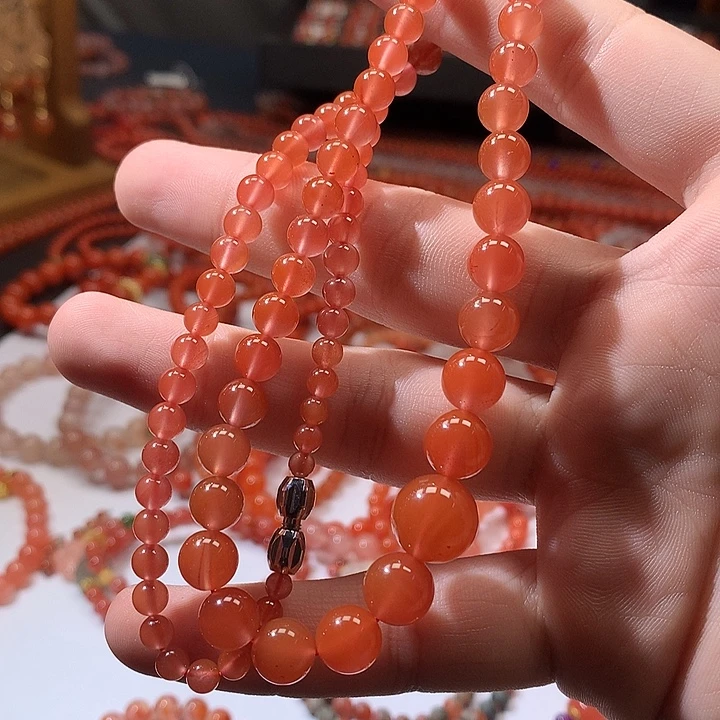 南红玛瑙未镶嵌颈饰