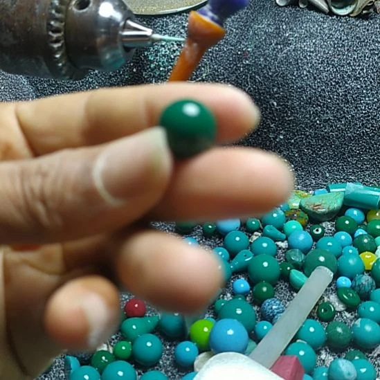 中***孟非金属地狱色园珠