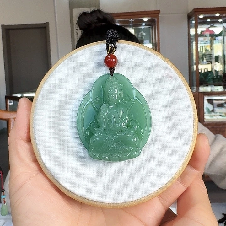 密玉（石英质玉）吊坠合金