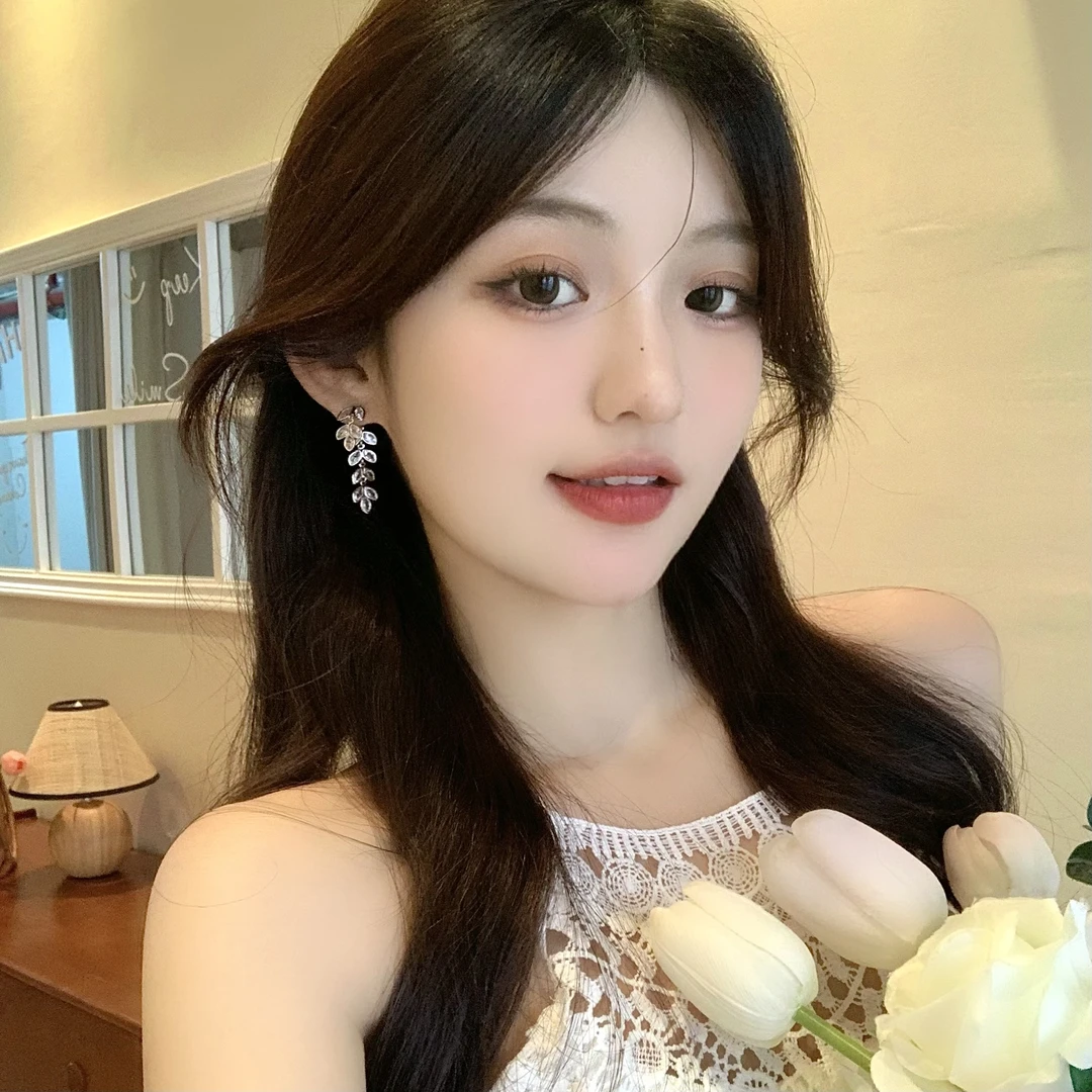 FULL GIRLISH耳环01731设计树叶流苏耳钉耳饰