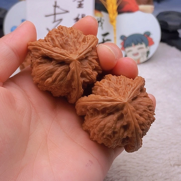 吊坠文玩核桃心*三棱