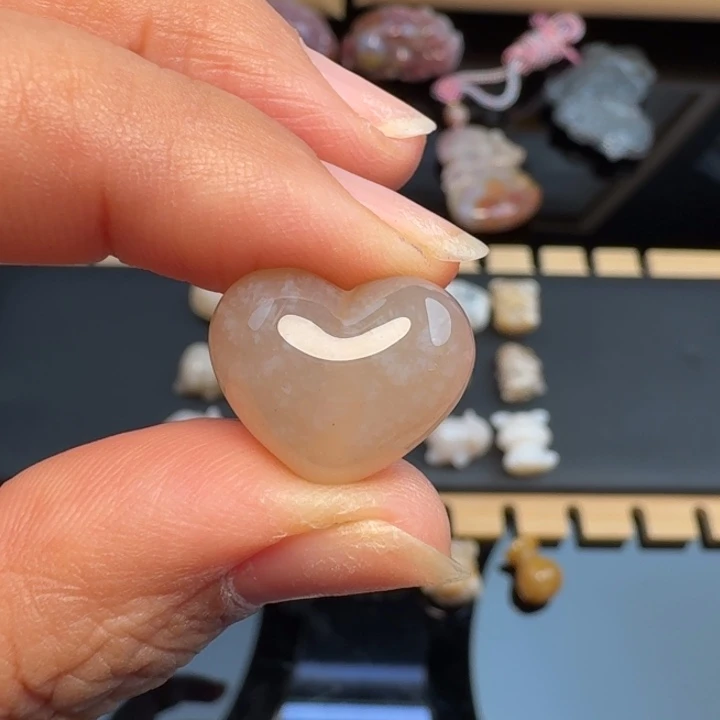 心***灯硅化玉合金颈饰福利