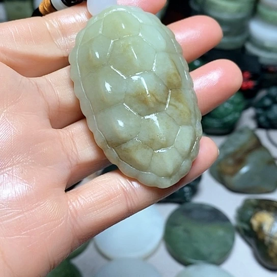 未镶嵌和田玉（糖玉）珠宝半成品